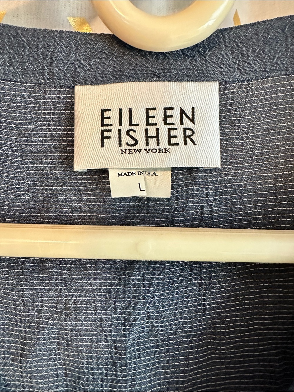 Eileen Fisher Textured Navy Sleeveless Button-Front Top - Picture 4 of 7